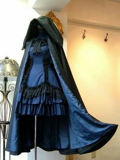 Long Cloak, Oc Clothes, Fantasy Dress, Steampunk Fashion, Fantasy Clothing, Cosplay Outfits, Fantasy Fashion