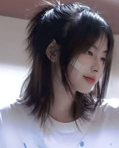 Ponytail Wolfcut, Kawaii Haircuts, Short Hair Styles Korea, Fesyen Rambut Pendek, Tomboy Haircut, Justina Xie, Tomboy Hairstyles, Short Hair Tomboy, Hair Style Korea