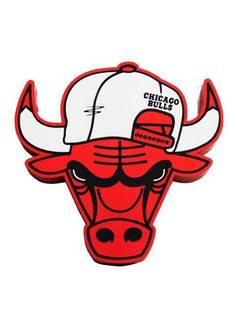 the chicago bulls logo is shown in red and white with a baseball cap on it