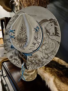 Custom design made to order at Wickedbelle.alabama. Pyrography Ideas, Wild Horses, Pyrography, Cowboy Hats, Wild Flowers, Custom Design, Horses