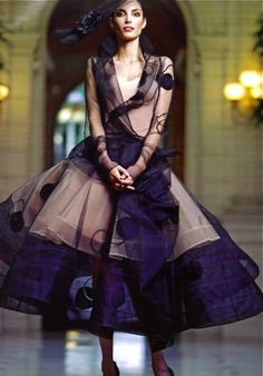 Find More at => http://feedproxy.google.com/~r/amazingoutfits/~3/W5tmQd5qpbo/AmazingOutfits.page Mode Editorials, Christian Dior Haute Couture, Hot Lingerie, Dior Haute Couture, Lucille Ball, Fashion Black, Urban Photography, Grace Kelly