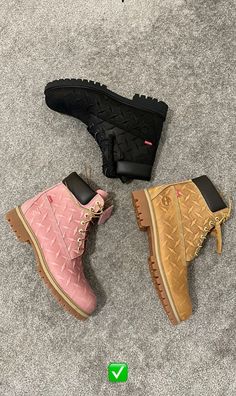 Supreme Timberland, Cute Uggs, Nike Slippers, Pretty Shoes Sneakers, Expensive Shoes, Shoe Wishlist, Fresh Shoes, Hype Shoes, Shoe Inspo