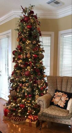 a decorated christmas tree in a living room