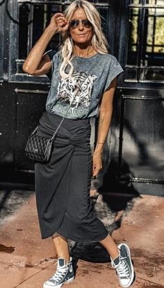 Look Boho Chic, Mode Casual, Cooler Look, Looks Street Style, Pinterest Outfits, Looks Chic, Women's Handbags, Fashion Over 50, Mode Inspiration