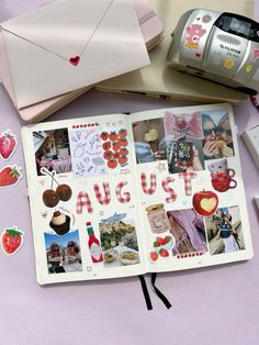 August Journal Spread, Photo Album Scrapbooking Aesthetic, Journaling And Scrapbooking, August Junk Journal, Crafty Journal Ideas, Best Scrapbook Ideas, How To Scrapbook Journal, Journal Contents Page, Journal Picture Ideas