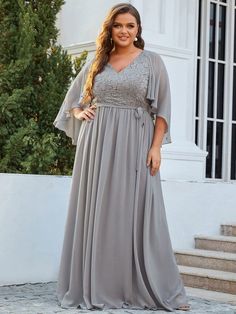 Ruffles Sleeves, Slimmer Waist, Edgy Dress, Dress With Sleeves, Chiffon Evening Dresses, Ruffle Sleeve Dress, Flattering Dresses, Maxi Dress Evening