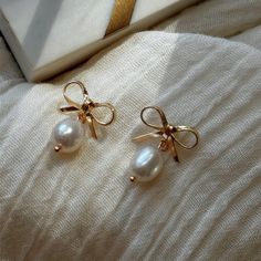 Coquette Pearl Drop Stud Bow Earrings Dainty Earrings in Gold&silver Minimalist Jewelry Clean Girl Aesthetic Gift for Her E1 - Etsy Canada Pearl Jewelry Aesthetic, Clean Girl Jewelry, Cute Earrings Aesthetic, Pearl Earrings Designs, Aesthetic Earrings, Accessories Aesthetic, Aesthetic Gift, Pearl Gifts, Pearl Bow