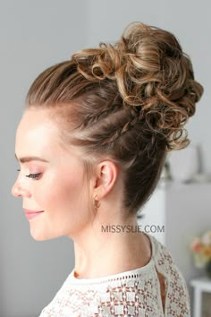 Braided Curly Updo, Trendy Bun, Cute Bun Hairstyles, Easy Trendy Hairstyles, High Updo, Curly Prom Hair, Long Hair Ponytail, Traditional Hairstyle