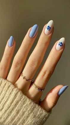 Aesthetic Almond Nails Short, Blueberry Nails, Summer Manicures, Future Nails, Berry Nails, Fruit Nail, Nail Board, Blue Fruits, Summery Nails