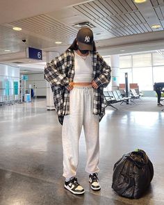 Looks Country, Swag Outfits For Girls, Chill Outfits, Looks Street Style, Sporty Outfits, Warm Outfits, Dressy Outfits, Casual Winter Outfits, Airport Outfit