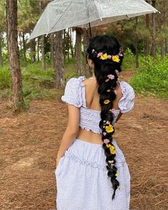 Long Thick Black Hair, Thick Black Hair, Corset Fashion Outfits, Hair Stylies, Haircuts Straight Hair, Hair Stylist Life, Easy Hairstyles For Long Hair, Beautiful Long Hair, Aesthetic Hair