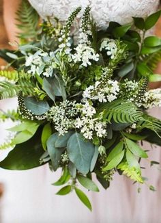 Green Wedding Florals, Fern Bouquet, Bouquet Champetre, Fern Wedding, Elegant Wedding Bouquets, Green Wedding Bouquet, Green Wedding Flowers, Greenery Bouquet, Bride's Bouquet