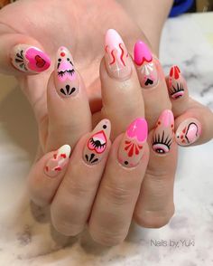 American Traditional Nails, Waitress Nails, 90s Nails Trends, Fun Manicure Ideas, Elaborate Nail Art, Edc Nails Designs, Tarot Nails, Mexican Nail Art, Retro Nail Art