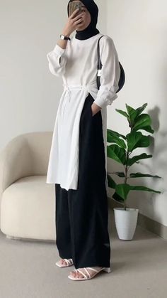 Muslimah Fashion Casual, Stile Hijab, Muslim Fashion Hijab Outfits, Hijab Style Casual, Hijabi Fashion Casual, Mode Abaya, Modest Dresses Casual