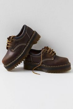 Oxfords Doc Martens, Brown Low Top Doc Martens, Crazy Horse Doc Martens, Low Docs Outfit, 8053 Dr Martens, Dc Marten, Low Top Doc Martens, Low Docs, Doc Martens 8053