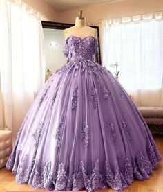 Lace Quinceanera Dresses, Burgundy Quinceanera Dresses, Purple Ball Gown, Off Shoulder Ball Gown, Red Lace Prom Dress, Purple Quinceanera Dresses, Quinceñera Dresses, Pretty Quinceanera Dresses, Quince Dress