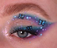 Fade Into Hue Palette, Artistic Eyeshadow, Fade Into Hue, Coke Float, Me And My Bf, Eyeshadow Designs, Egirl Makeup, Eyebrow Tint, Pastel Makeup