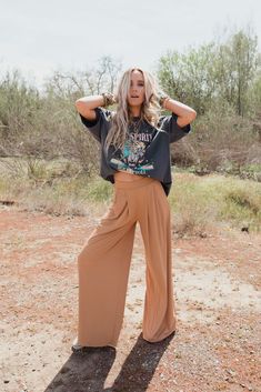 Big Thrills Palazzo Pants - Tan | Three Bird Nest Bohemian Wide Leg Pants Outfit, Palazzo Pants Graphic Tee Outfit, Burnt Orange Flowy Pants Outfit, Boho Style Outfits Casual Bohemian, Tan Pants Outfit Summer, Boho Palazzo Pants Outfit, Boho Outfits Pants, 2023 Boho Style, Outfits With Flowy Pants