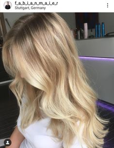 Blonde Balayage Golden Honey, Root Stretch Blonde, Natural Warm Blonde Hair, Hair Tues, Dandelion Blonde, 90s Soft Blonde Balayage, Blonde Hair Warm Tones, Bright Warm Blonde Hair, Warm Light Blonde Hair