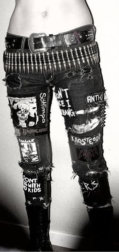 Love these jeans Crust Jeans, Crust Punk Pants, Jeans With Patches, Look Grunge, Punk Pants, Scene Girl, Crust Punk, Diesel Punk, Scene Outfits