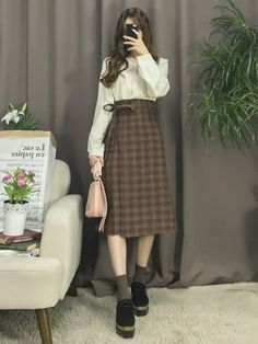 ~ oldschool fashion house Korean Dress Outfit, Cute Cheap Outfits, Girl Trends, Winter Mode