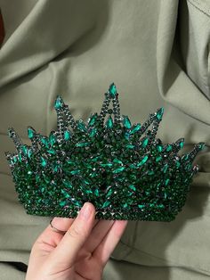 Green Quinceanera Crown, Bridal Tiara, Wedding Crown, Green Crown, Wedding Tiara You can message us for more color options, more than 20 color options available Green And Silver Crown, Quince Crown, Xv Ideas, Green Quinceanera, Quinceanera Crown, Green Crown, Tiara Wedding, Crown Bridal, Crown Wedding