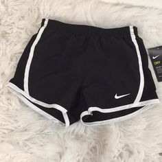 Nike Tempo Rival Dri-Fit Shorts Nike Kids Black Shorts Medium Nwt Nike Dry Fabrics Move Sweat From Your Skin For Quicker Evaporation Helping You Stay Dry, Comfortable And Focused On The Task At Hand Nike Fits, Nike Shorts Women, Black Nike Shorts, Nike Tempo, Cute Nike Outfits, Nike Sweats, Nike Bottoms, Nike Dri Fit Shorts, Shorts Nike