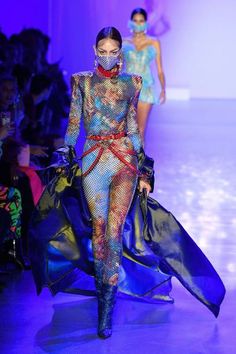 Crazy Runway Fashion, Blonds Runway, Bridge Fashion, Avantgarde Fashion, The Blonds, Fashion New York, Trend Board, High Fashion Trends, Bad Fashion