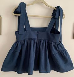 Crop Tops For Kids, Trendy Outfits Indian, Lacy Tops, Fashion Sewing Tutorials, Outfit Mujer, Classic Wedding Dress, Teen Fashion Outfits, Cloak