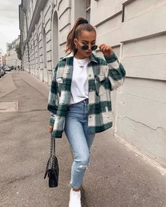 University Outfit, Autumn Look, Sweatpants Outfit, Chic Fall Outfits, Christmas Outfits, Trendy Fall Outfits, Cute Winter Outfits, Outfit Trends, Cute Fall Outfits