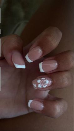 Flower Designs For Nails, French Tip With Hibiscus Flower, Puerto Rico Nails, Pr Nails, Cruise Nails, Holiday Acrylic Nails, Beach Nail Designs, Girly Acrylic