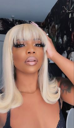 Fringe Bangs Black Women, Blonde Fringe, Honey Blond, Nye Makeup, Hair Colorful, Bing Bong, Character Board, Bob Lace Front Wigs, Blonde Lace Front Wigs