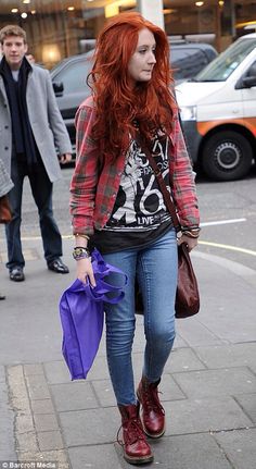 Steel Toe Boots Women Outfit, Dms Outfit, Janet Devlin, Look Grunge, Video Blog