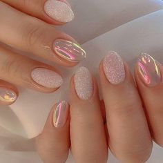 Nails Pearlescent, Nails Bling, Kutek Disney, Valentine Nails, Colorful Nails, Short Almond, Fake Nails With Glue