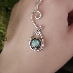 ❀ One-of-a-kind artisan handmade gemstone pendant ❀ Made using 925 sterling silver and blue labradorite  ❀ 18 inch sterling silver chain ❀ Carefully hand-packaged with a hand-written note  ❀ I recommend removing your pendant before bathing or swimming to increase the pendant's longevity and reduce tarnishing  ❀ Shipped with USPS within the United States ❀ International shipping currently not available, but will be added with increased popularity Silver Necklaces Women, Blue Labradorite, Hand Written, Handmade Artisan, Sterling Silver Chain, Gemstone Pendant, Sterling Silver Chains, Labradorite, Silver Chain