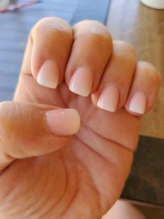 Square Nail French Manicure, Pretty Ombre Nails Short, Neutral Ombre Nails Short, Ombre Nail Designs Short, Dip Ombre Nails Short, French Tip Ombre Nails, Short Ombre Nails, Ombre French Manicure, Umbre Nails