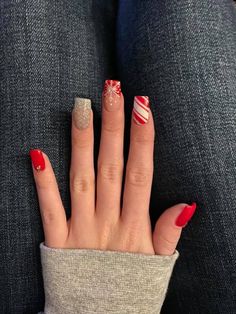 Small Acrylic Nails Christmas, Cute Short Acrylic Nails Square Christmas, Christmas Nails For 11 Yrs Old, Acrylic Nail Designs Short Square Christmas, Christmas Nails Teen, Short Coffin Shape Nails Christmas, Cute Christmas Nails For Teens, Nails For 8 Yrs Old Christmas, Christmas Acrylic Nails Square