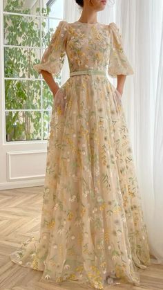 Dress Brokat Modern, Embroidered Wedding Dress, Lace Dress Design, Honeymoon Outfits, Everyday Fashion Outfits, Model Outfits, Dreamy Dress, Of Outfits, Modest Fashion Outfits