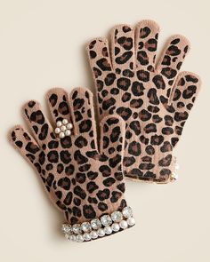 Super Smalls X Crewcuts girls' embellished leopard gloves Holiday Magazine, Hair Wrap Scarf, Gift Guide For Him, Color Crush, Engineered Garments, Girl With Hat, Scarf Hairstyles, Girls Accessories, Sweater Shop