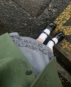 Littermate Syndrome, Anais Gallagher, Ancient Magus Bride, The Ancient Magus Bride, Fall Lookbook, Little Outfits, Jolie Photo, Fitness Inspo, Sock Shoes