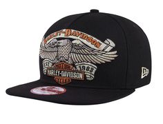 Harley Davidson! Caps Design, Harley Gear, Harley Davidson Artwork, Biker Chic, Hat Rack, Men's Hats, Road King, Newsboy Cap, Mens Hawaiian Shirts