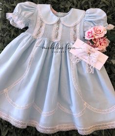 Baby Dress Embroidery, Vintage Girls Clothes, Pretty Little Dress, Baby Clothes Patterns Sewing, Sewing Baby Clothes