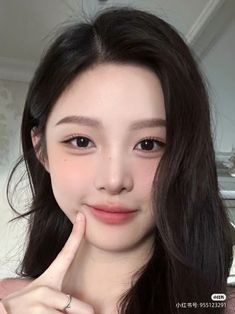 Douyin Makeup Template, Everyday Makeup Douyin, Look Make Up, Korean Baddie Makeup, Asian Makeup Looks Natural, Japan Makeup Look, Natural Makeup Asian, Kdrama Makeup, Neutral Makeup Looks