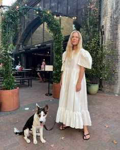 Jessie Bush, Minimalistic Outfits, Outfit Inspiration Women, Church Attire, Maxi Outfits, Maxi Dress Outfit, Dinner Date, Beauty Clothes, Summer Maxi