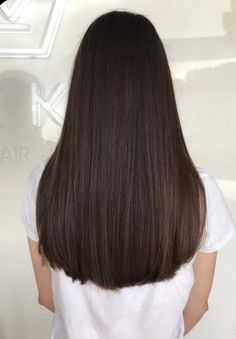 Hair Colour Ideas, Hairstyles For Ladies, Haircuts For Long Hair With Layers, Hair Color Chocolate, Brown Hair Looks, Extension Hair, Colour Ideas, Haircuts For Medium Hair, Haircuts Straight Hair