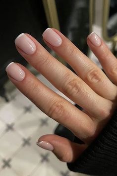 micro french tip nails Light French Manicure, Classic Simple Nails, Nails Design Ideas French Tip, Light French Nails, Spring Nails French Tip Pastel, Light French Tip Nails, Minimalist French Tip Nails, Nail Ideas Pink French Tip, Baby French Nails