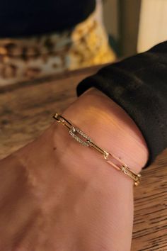 Our stunning Diamond Paper Clip Bracelet! The perfect, everyday jewelry accessory you need! Paper Clip Bracelet, Trendy Silver Jewelry, Paperclip Bracelet, Fancy Jewellery Designs, Wrist Jewelry, Dope Jewelry, Art Deco Necklace, Classy Jewelry, Bangle Designs