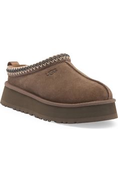 UGG® Tazz Platform Slipper (Women) | Nordstrom Platform Tasman Uggs, Tasman Uggs Outfit, Uggs Tazz, Tasman Uggs Outfits, Ugg Tazz Platform, Tasman Uggs, Uggs Slippers, Ugg Tazz, Pretty Sneakers