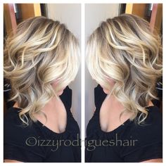 Blonde Balayage ❤️❤️ #aveda Choppy Textured Layers, Medium Shag Lob Haircut, Blonde Balayage Shag Hair, Short Wavy Hair Blonde Highlights, Fall Blonde 2022 Hair Trends, Multi Dimensional Blonde Short Hair, Beachy Blonde Highlights Short Hair, Blonde Bayalage Highlights, Shoulder Length Blonde