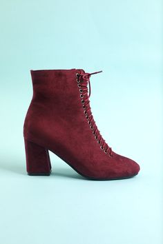 Botas de Burgundy Martin feminina zapaka para o inverno – ZAPAKA PT Boots For Winter, Burgundy Lace, Martin Boots, Winter Boots, Heeled Boots, Ankle Boot, Lace Up, Boots, Heels